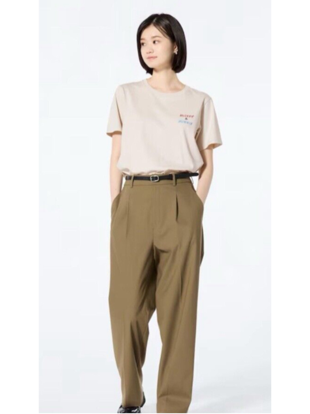 Uniqlo x Disney MAGIC FOR ALL w/ Yu Nagaba JP Mickey and Minnie Women Top - Picture 2 of 6